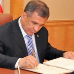 Рустам Минниханов