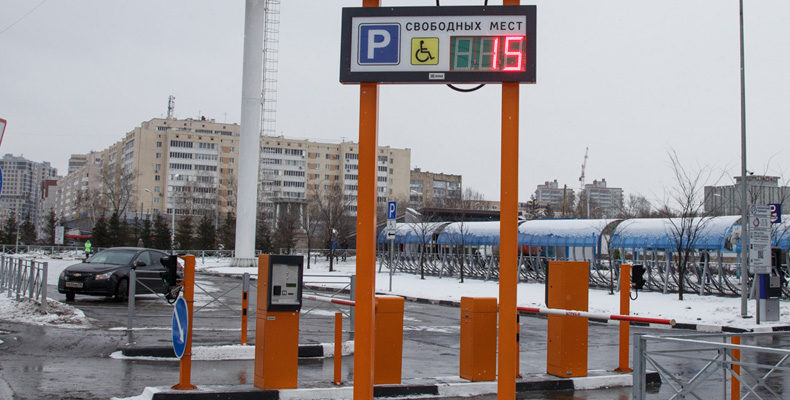 В Казани открыли перехватывающую парковку