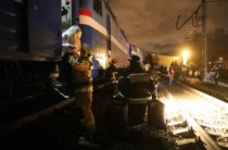 В Москве пассажирский поезд столкнулся с электричкой, есть пострадавшие