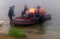 В Челябинской области трое взрослых и четверо детей утонули катаясь на лодке