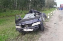 Трое взрослых и ребенок погибли при столкновении «Тойоты» с фурой в Новосибирской области
