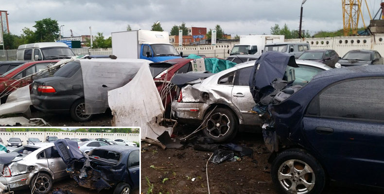 В Ижевске пьяный водитель врезался в пять автомобилей на стоянке