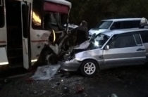 В Ульяновской области автоледи на иномарке устроила страшное ДТП с двумя погибшими