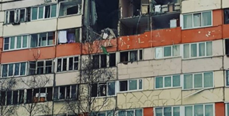 В Санкт-Петербурге в жилом доме прогремел взрыв