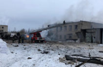 В Ленобласти на заводе прогремел взрыв, обрушилась часть здания, пострадали 4 человека