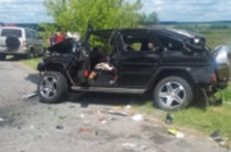 В Ульяновской области при опрокидывании Mercedes Gelandewagen пострадали пять человек