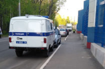 Полиция ищет двух отморозков избивших мужчину в букмекерской конторе на улице Зорге