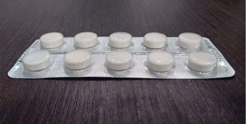 Лекарство от коронавируса в аптеках будет стоить от 12 320 рублей